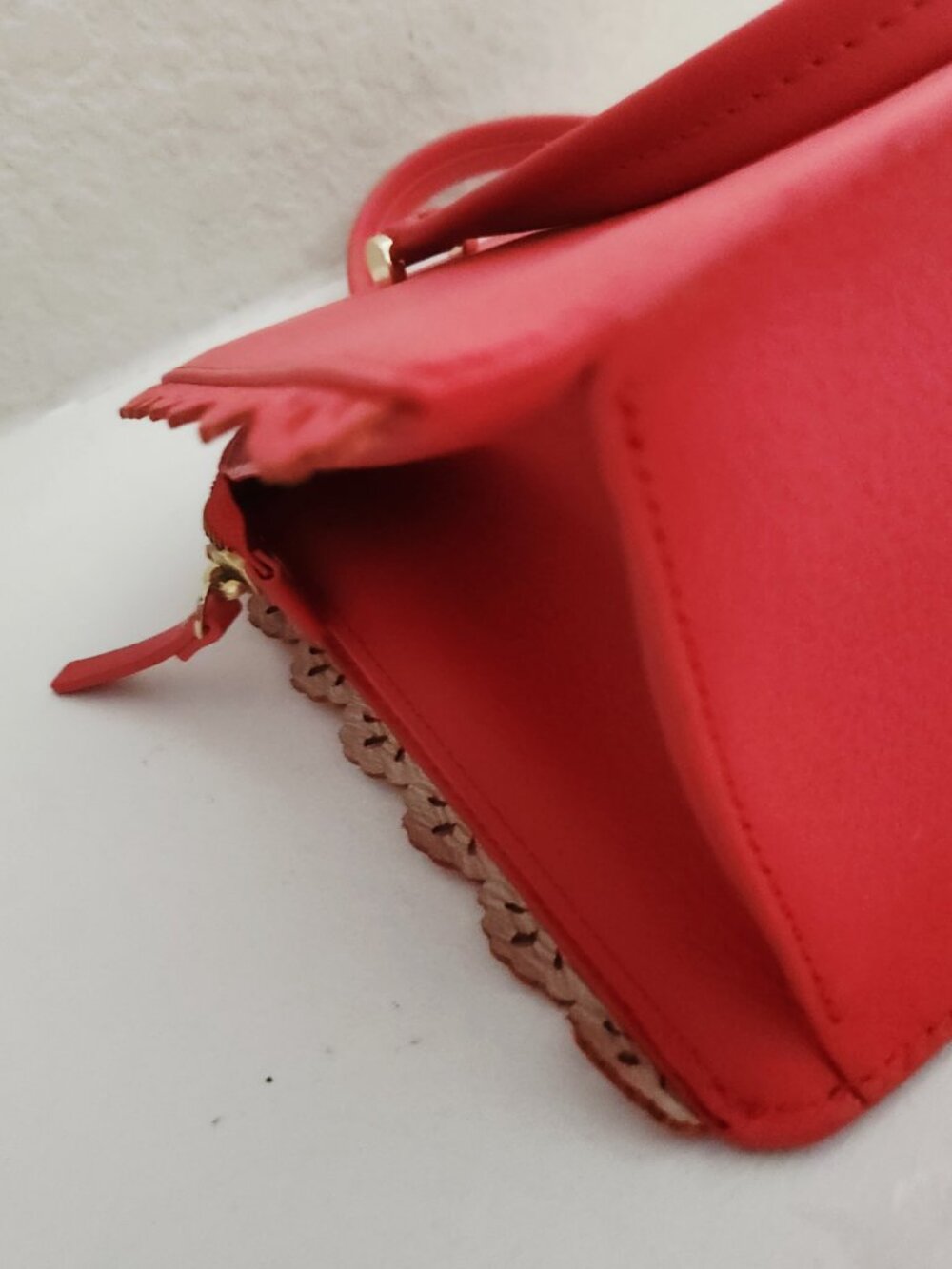 New Kate Spade NY Scallop Coral Leather Satchel Tote Purse - Picture 10 of 12